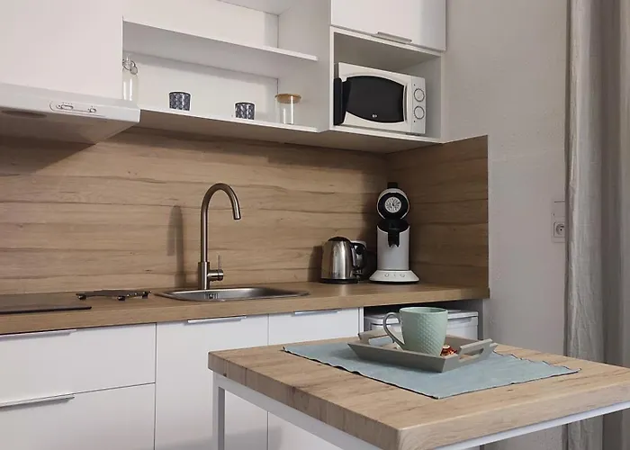 Cosy Dans La Maison D'enfance De Jean Giono