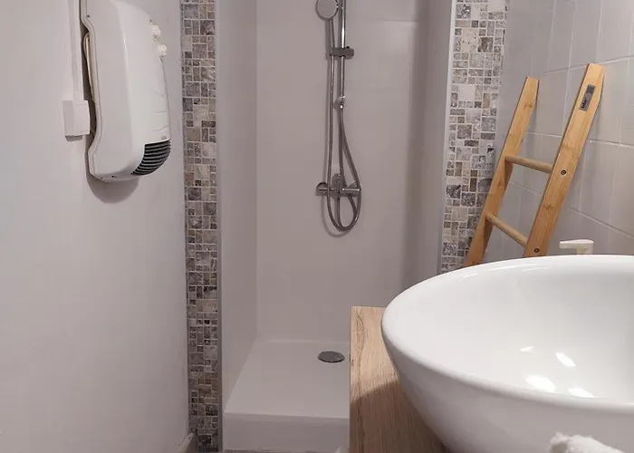 Cosy Dans La Maison D'enfance De Jean Giono * 마노스크